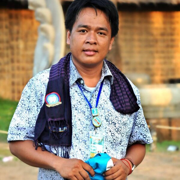 Chen Chanratana33