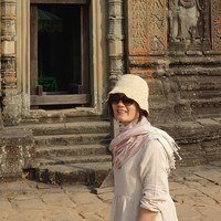 Portrait&#x20;of&#x20;Hsiao-chun&#x20;&#x20;&#x20;Hung