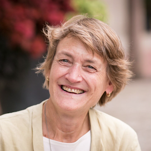 Lindsay French