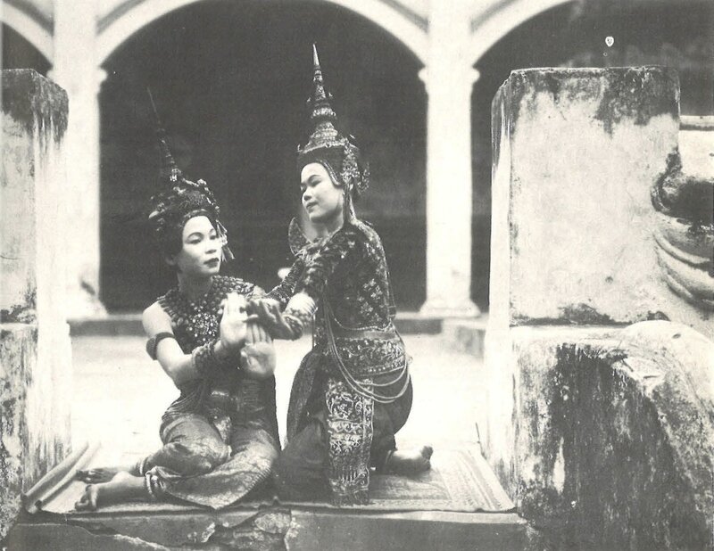 Xenia Zarina love scene siemreap angkor