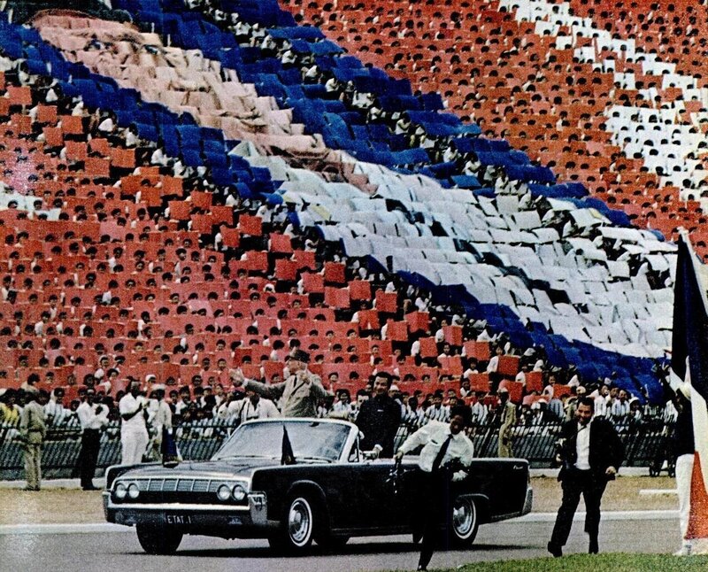 Life degaulle 16 sept 1966 spread2