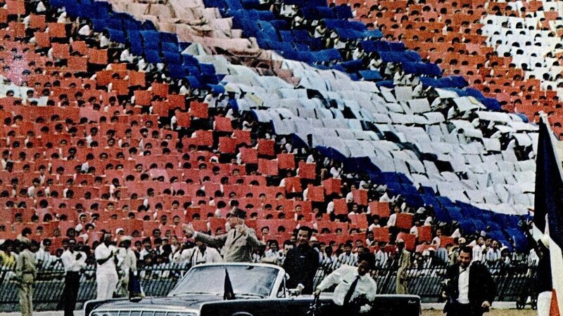 Life degaulle 16 sept 1966 spread2