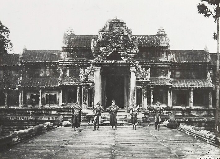 Caom10&#x20;Angkordancersc1919