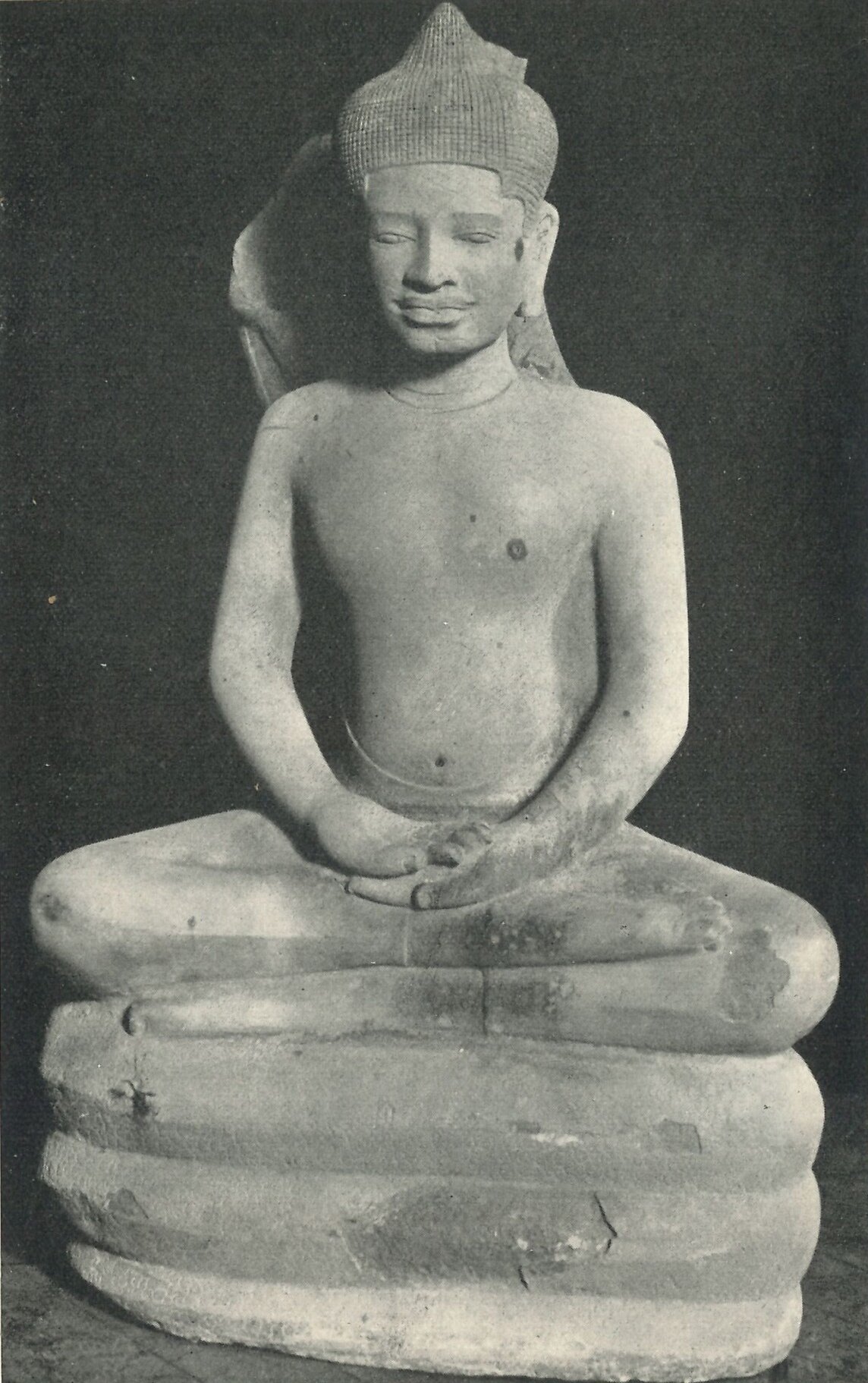 Buddha, Style du Bàphùon ou d'Angkor Vat. Pl. VI (3-33).