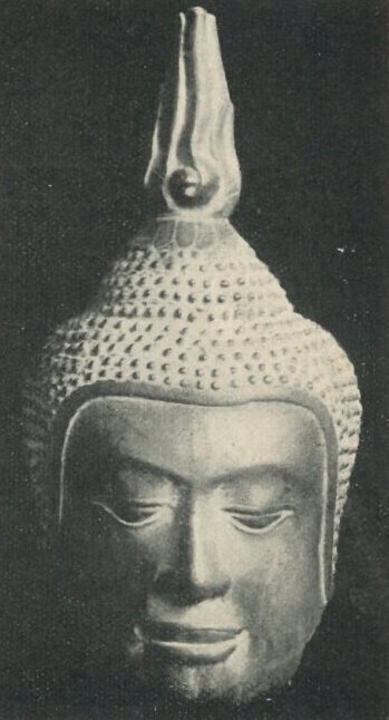 Tête de Buddha, Style d'Ũ-T’ông. Pl. XIV (12-1).