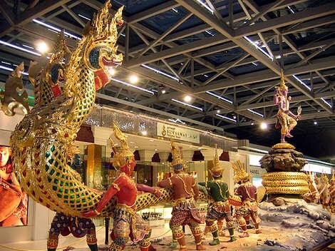 Thai&#x20;Statue&#x20;Suvarnabhumi&#x20;Airport