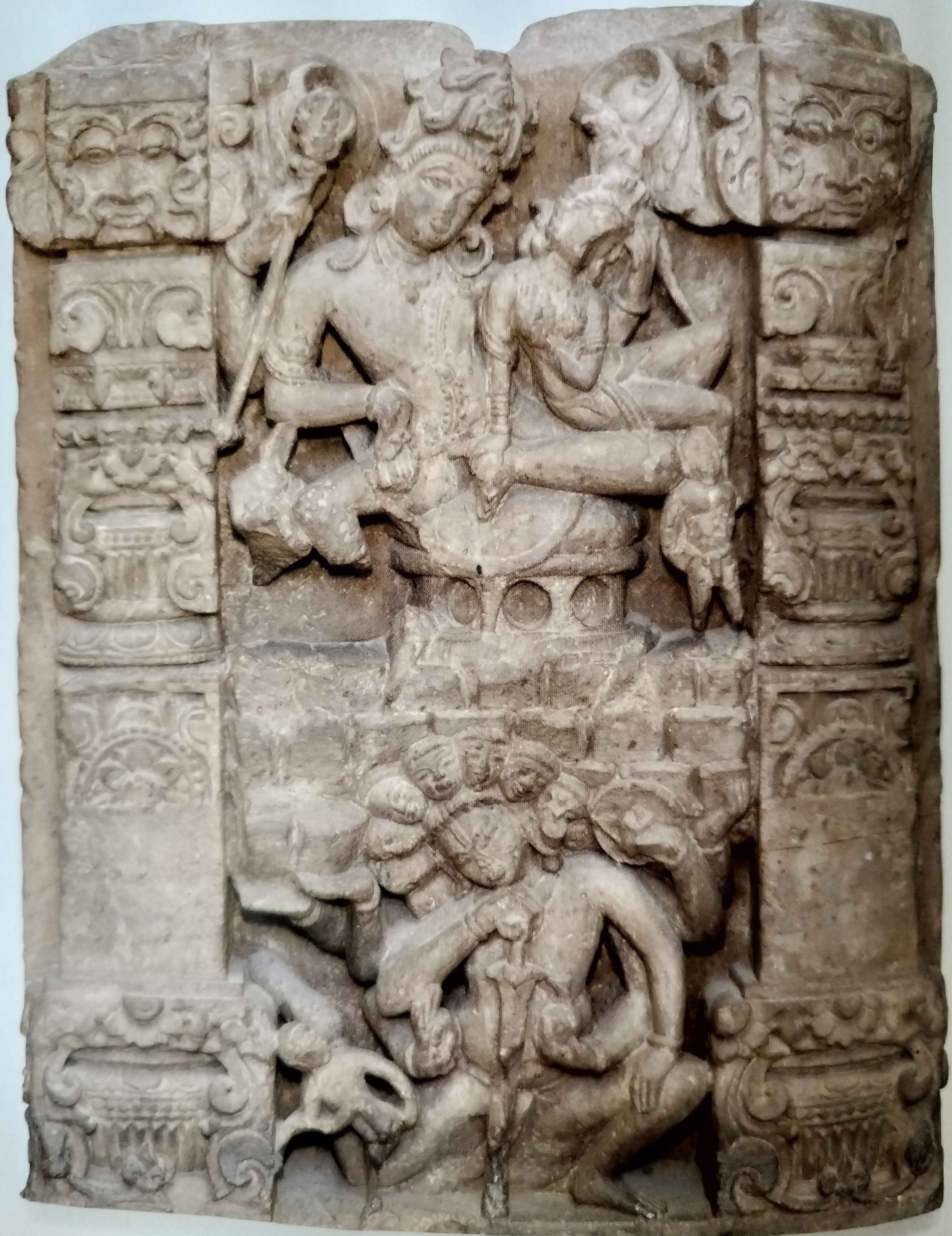 Jaipur museum ravananugrahamurti kailasha mountain shaking disturbing shiva uma sandstone abaneri 8 9th